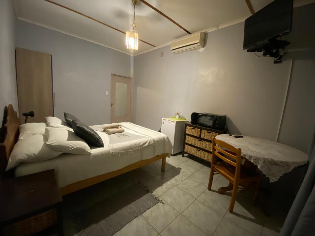 El-Kole Bed And Breakfast Tsumeb Ngoại thất bức ảnh